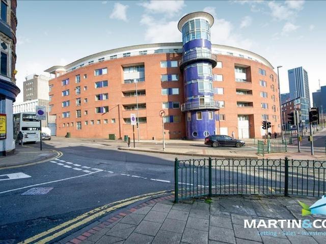 Snowhill Convenience Store & Off Licence, 82 Old Snow Hill, Birmingham, B4 6HW, United Kingdom | 1 bed apartment for rent #138311575 | Rentberry