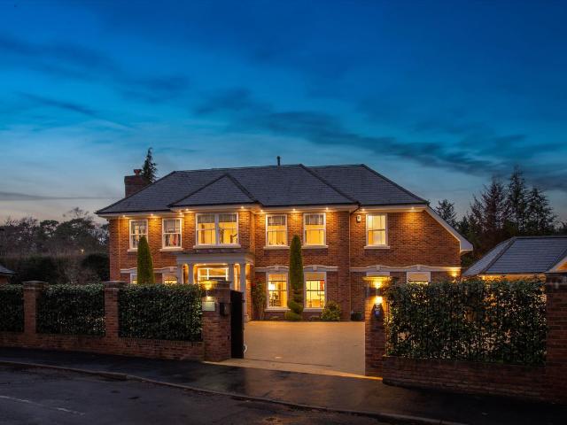Snows Paddock, Windlesham, Surrey GU20, 5 bed detached house to rent, £10,000 pcm | PrimeLocation