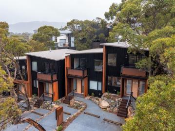 Snowshoe Apartments 3&4 2 Bedroom Dual Key, Lake Crackenback $1,200,000