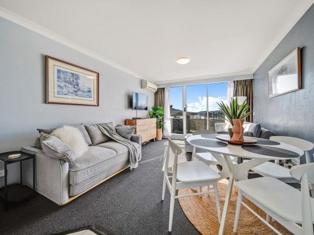 Snowy Mountains Ski Base with Income