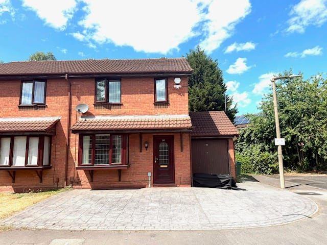 Snapdragon Drive, Walsall WS5, 3 bed semi detached house to rent, £1,000 pcm | PrimeLocation