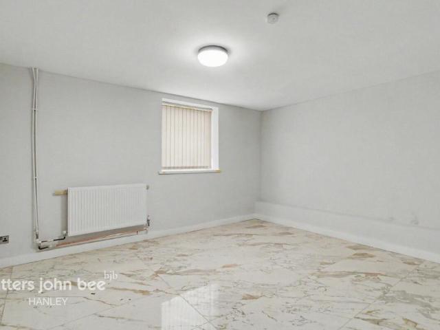 Sneyd Street, STOKE ON TRENT 1 bed in a house share to rent £440 pcm £102 pw