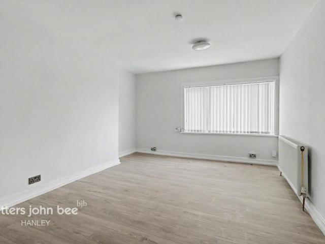 Sneyd Street, STOKE ON TRENT 1 bed in a house share to rent £440 pcm £102 pw