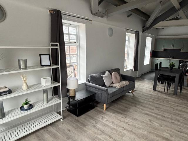 Sneinton NG3 1 bed flat to rent £928 pcm £214 pw