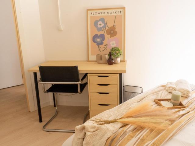 Snug double bedroom near Parc de la Ciutadella