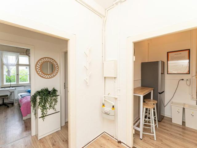 Snug single bedroom in Johannisthal