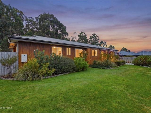 Snug 1230sqm On The River's Edge, Try Finding That Again