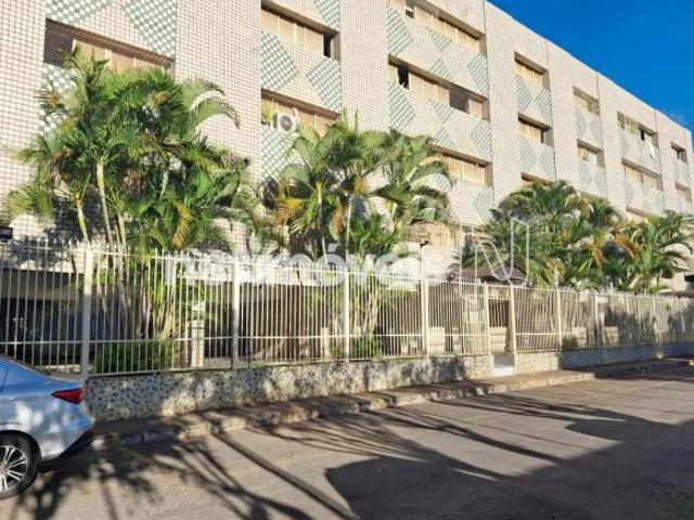 [SS] Cruzeiro Novo: Apartamento Vazado, Reformado e com Elevador em Localização