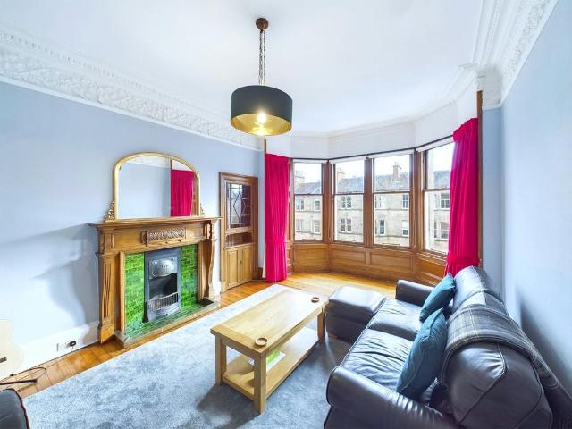 Spottiswoode Road, Marchmont. 2 bed apartment to rent £1,750 pcm £404 pw