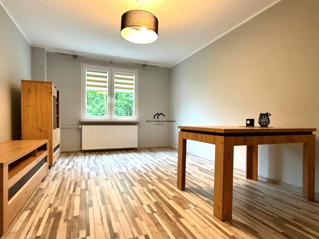 Spokojne osiedle, parte balkon, miejsce parkingowe ul. Wybickiego, Legnica, Tarninów