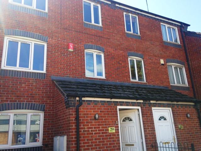 Spon End, Coventry, West Midlands CV1, 4 bed terraced house to rent, £1,400 pcm | PrimeLocation