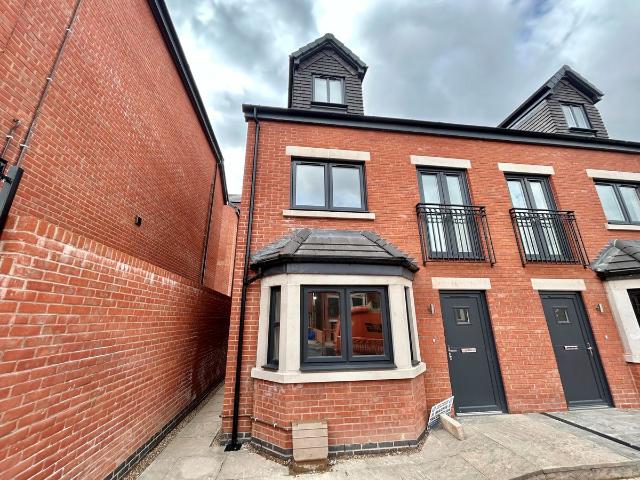 Spondon Street, Nottingham NG5, 4 bed property to rent, £1,800 pcm | PrimeLocation
