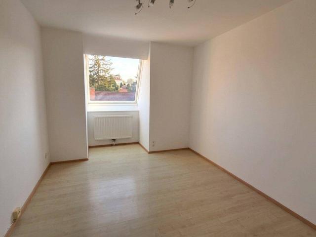 Sportliche Wohnung S Bahn Liesing Schnell überall 3.Stock ohne Lift