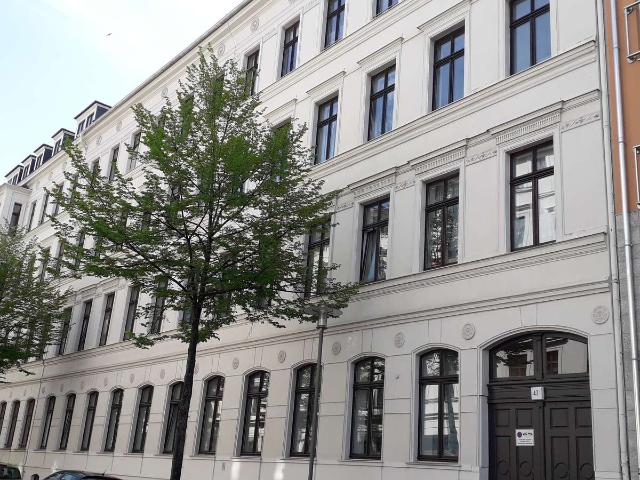 Spätklassizistisches Mehrfamilienhaus mit 22 Wohneinheiten im Leipziger Waldstraßenviertel!