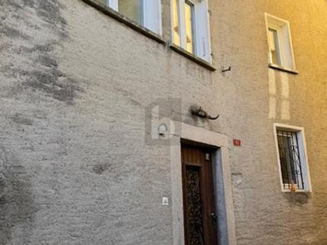 SPAZIOSA CASA DI NUCLEO