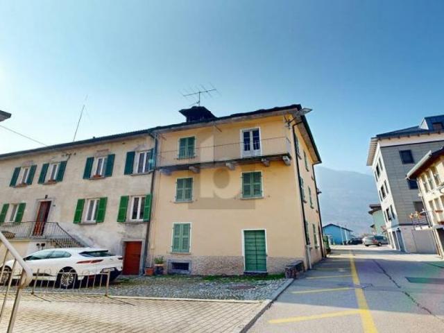 SPAZIOSA E SOLEGGIATA IN POSIZIONE CENTRALE