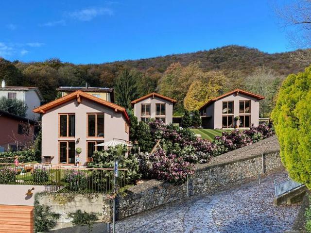SPAZIOSA NUOVA COSTRUZIONE CON GIARDINO