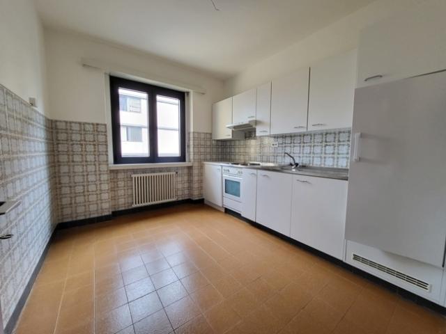 Spazioso 3.5 locali al 5° piano