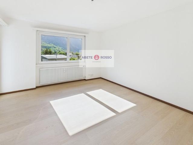 Spazioso appartamento di 3.5 locali con vista aperta