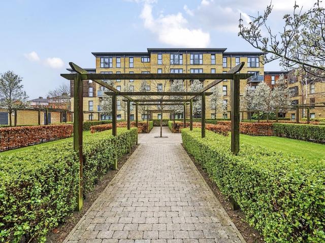 Spa Road, London SE16, 2 bed flat to rent, £2,650 pcm | PrimeLocation