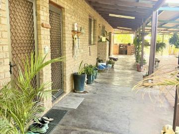 House for sale in Babbage Island - Patio