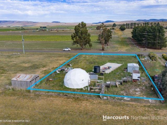 Space to Build your own Country Lifestyle!