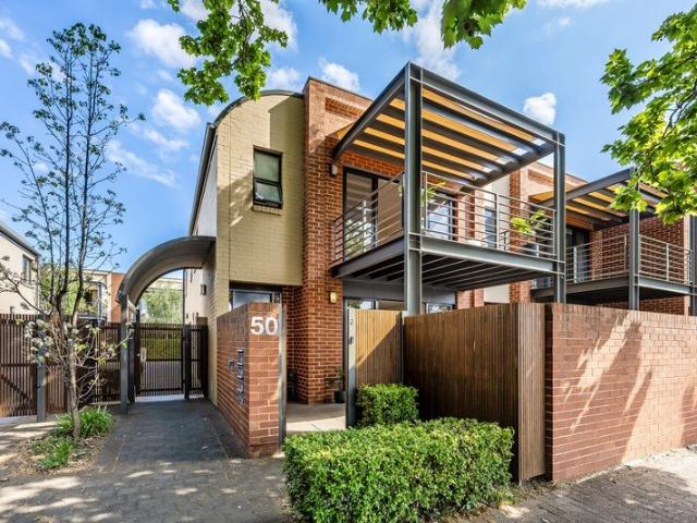 Space to Live, Entertain & Unwind