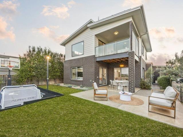 Space to Live, Play and Grow by the Coast