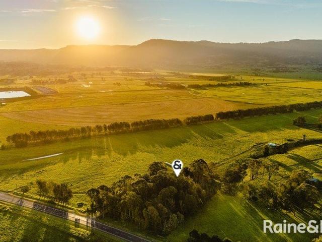 Space to Live, Room to Grow, Minutes from the Coast