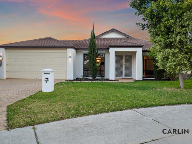 SPACE TO LIVE, ROOM TO ENTERTAIN: EASY FAMILY LIVING IN CANNING VALE