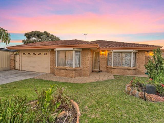 SPACE, VERSATILITY & EXCITING DEVELOPMENT POTENTIAL ON 786SQM!