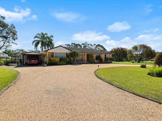 Space, Versatility & Room for the Whole Family in Wandandian