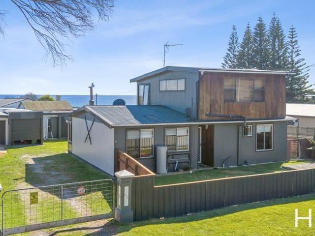 Space, Views and Coastal Charm