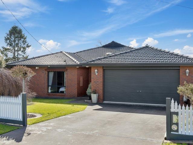 Space, Views and Timeless Family Appeal