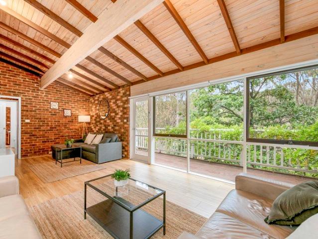 Space, Character and Treetop Living on 1,319m²