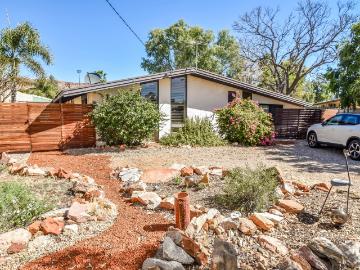 House for sale in Gillen - Garden