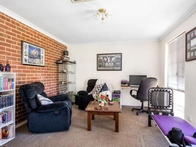 SPACE, COMFORT & A GREAT BOULDER LOCATION!