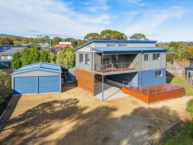 Space, Comfort and a Relaxed Coastal Lifestyle