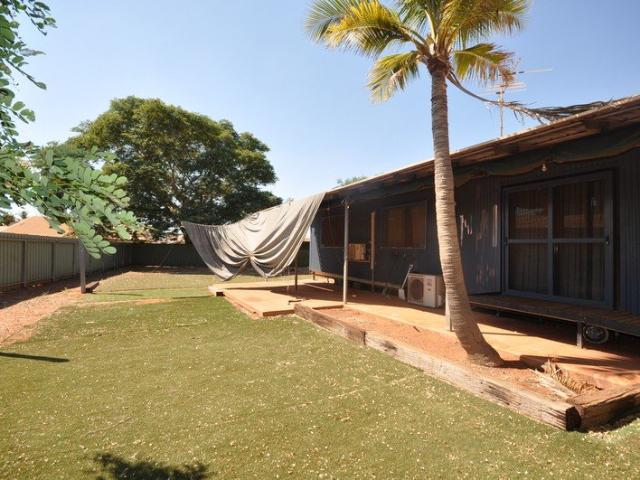 Space, Comfort and Convenience 3x1 with a huge yard