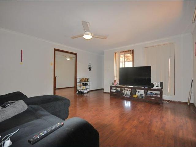 Space, Comfort and Convenience 3x1 with a huge yard