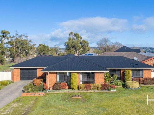 Space, Comfort and Convenience Close to the CBD
