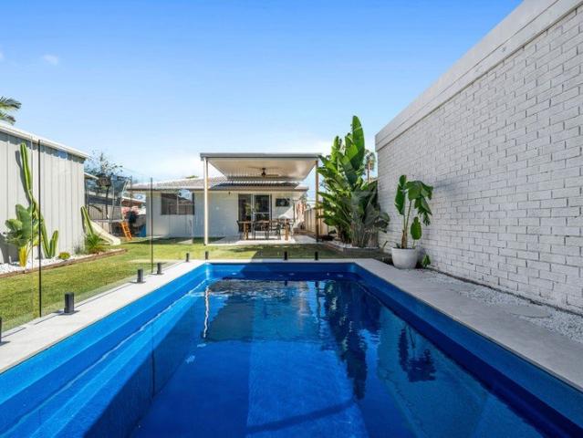 Space, Comfort and Convenience in a Tightly Held Coombabah Pocket