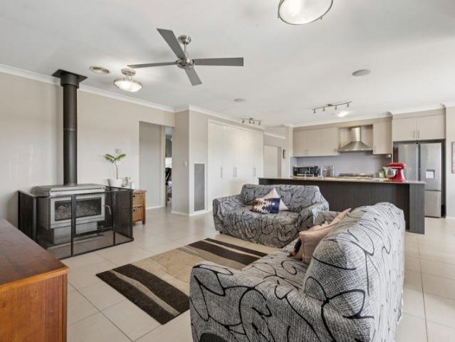 Space, Comfort and Country Living Just Minutes from Yass