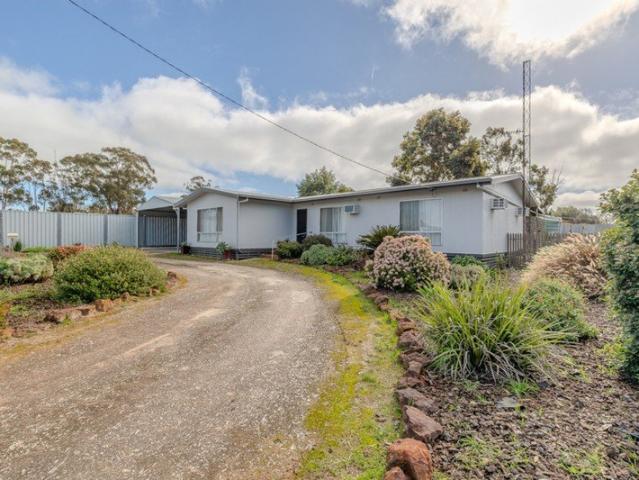 Space, Comfort and Lifestyle in the heart of Ouyen