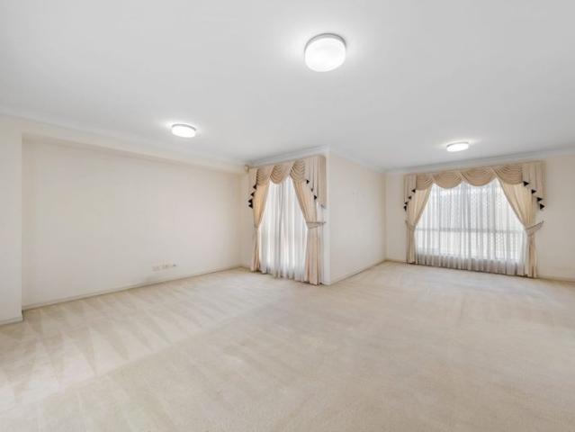 Space, Comfort & Convenience The Perfect Family Home