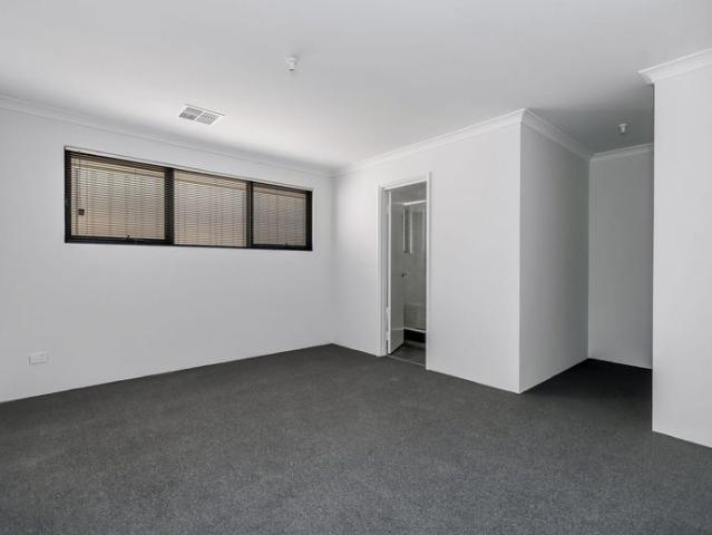 SPACE, COMFORT & CONVENIENCE | 4 BEDROOM FAMILY HOME