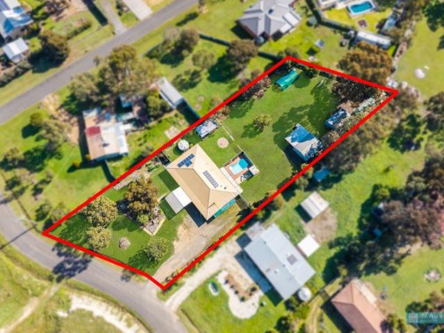 Space, Comfort & Country Style Living on 3,311m²