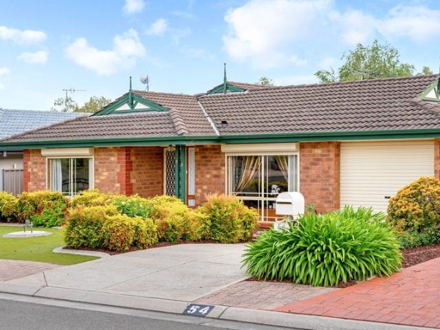 Space, Comfort & Entertaining in a Family Friendly Location
