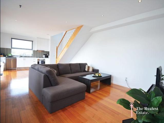 Space & Comfort! Fully Furnished