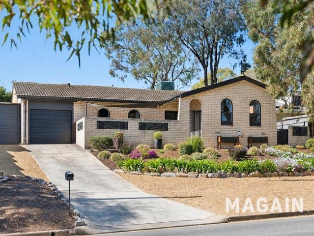 Space, Comfort & Family Living in a Quiet Happy Valley Setting